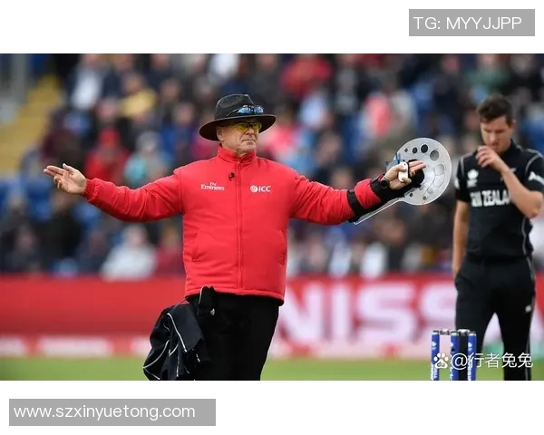 德甲精彩对决曼联6-2大胜AC米兰帽子戏法点燃全场激情