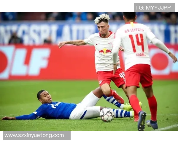 国王杯激战：多特蒙德逆转莱比锡补时绝杀引爆全场激情