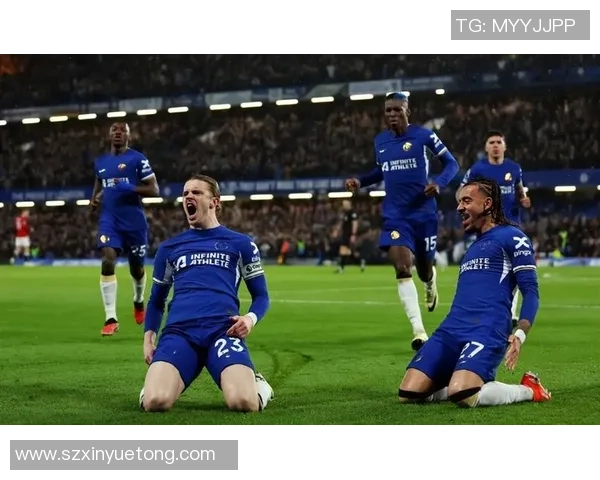 德甲精彩对决切尔西与那不勒斯战成平局帽子戏法引发全场热烈反响 德甲精彩对决切尔西与那不勒斯战成平局帽子戏法引发全场热烈反响