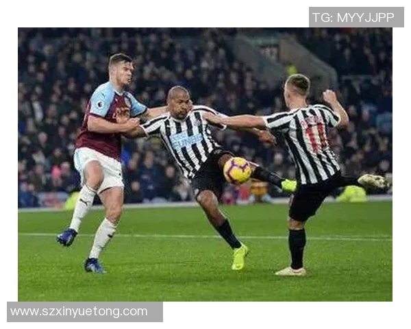 欧冠激战:本菲卡与莱比锡互交白卷战术解析与精彩瞬间回顾 欧冠激战:本菲卡与莱比锡互交白卷战术解析与精彩瞬间回顾