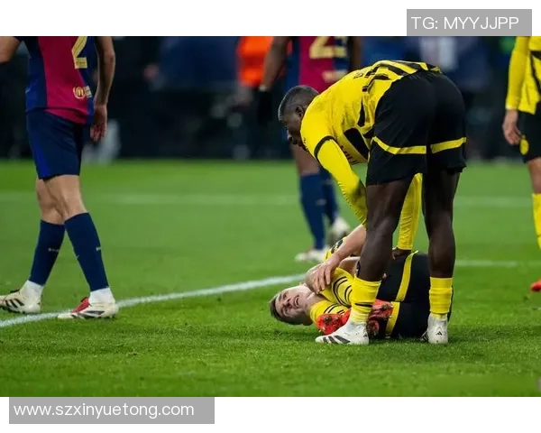 世界杯精彩对决多特蒙德大胜曼联全场沸腾补时进球成焦点分析 世界杯精彩对决多特蒙德大胜曼联全场沸腾补时进球成焦点分析