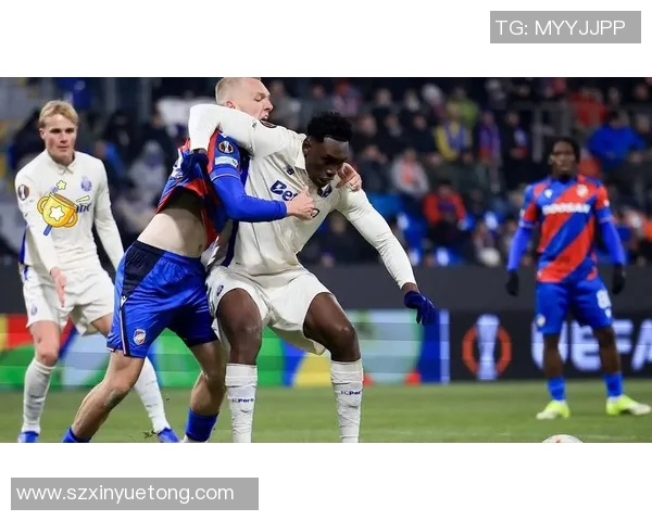 欧冠激情对决巴黎圣日耳曼5-1波尔图争议判罚引发全场热议